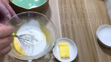 Make Cream of cream and muffins step 5