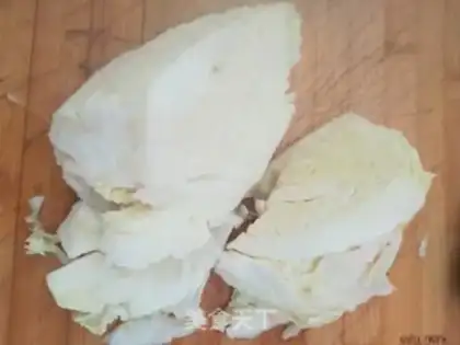 Make The lotus roses are white meat step 1
