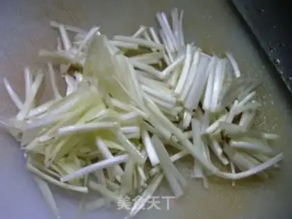Make Shrimp, yellow-fried fans step 2
