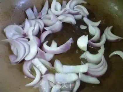 Make Onion fried cucumber step 4