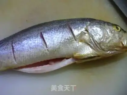 Make Yellow fish burn June yellow step 2