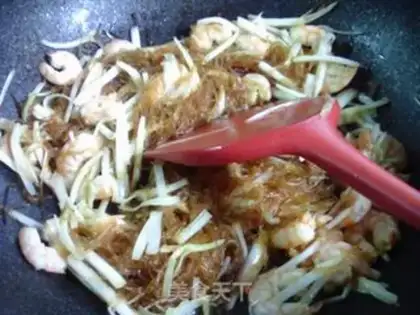 Make Shrimp, yellow-fried fans step 12