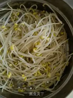 Make Spicy beefball soup step 0