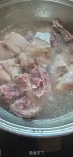 Make Peach chicken soup step 1