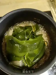 Make Spicy beefball soup step 4