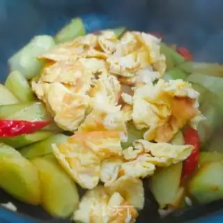 Make cucumber fried eggs step 5