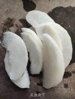 Make Pear garlic ice cream step 1
