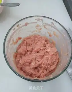 Make Carrot meat pie step 4