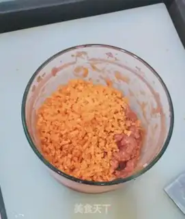 Make Carrot meat pie step 6