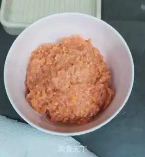 Make Carrot meat pie step 7