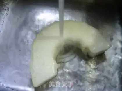 Make Black-mucked melon step 2