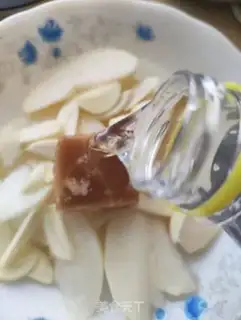 Make Pear garlic ice cream step 6