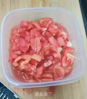 Make Tomato lobster soup step 1