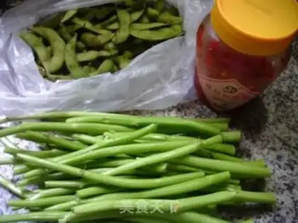 Make The soybeans are fried with emptiness step 0