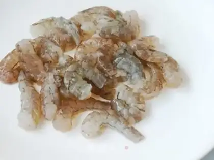 Make Emerald shrimp tofu soup step 2
