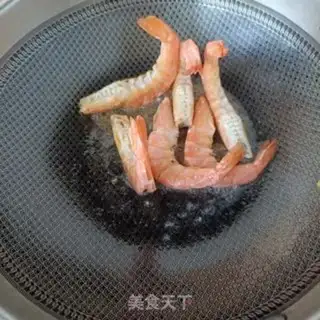 Make White shrimp silk soup step 5