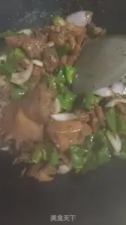 Make Chicken in the ground pan step 6
