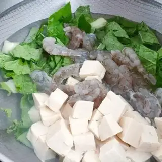 Make Emerald shrimp tofu soup step 5