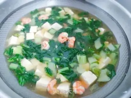 Make Emerald shrimp tofu soup step 6