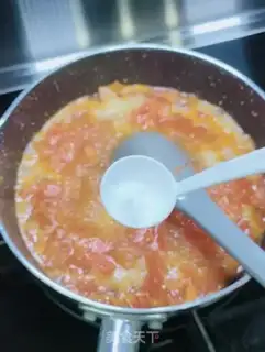 Make Tomato lobster soup step 6