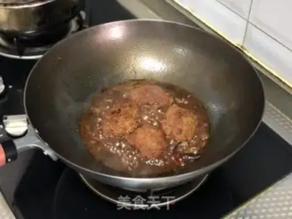 Make Red burning lion head step 9