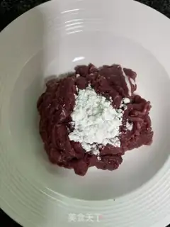 Make Onion beef step 1