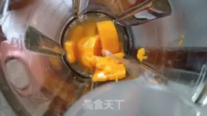 Make Old yogurt mousse cake step 9