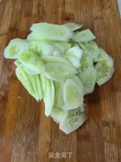 Make Garlic cucumber step 0