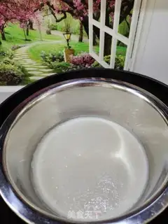 Make Spam rolls step 1