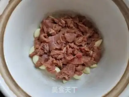 Make Pumpkin with garlic beef step 6