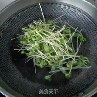 Make Black bean sprouts step 4