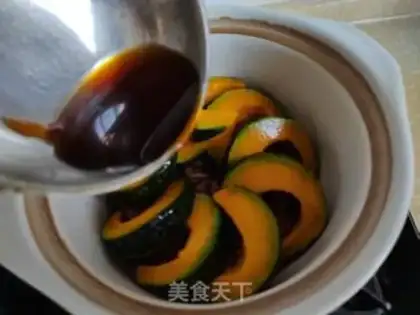 Make Pumpkin with garlic beef step 8