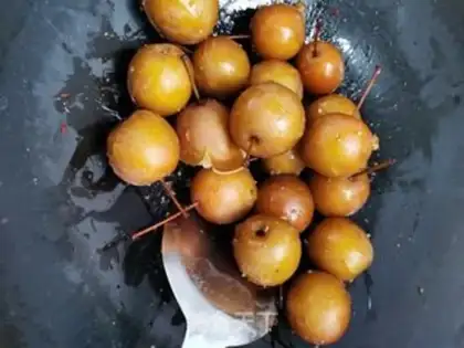 Make Cooking pear step 6