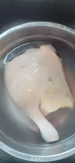 Make Five fingers, peach sauce, duck step 1