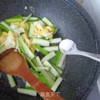 Make Eggs and silk step 6