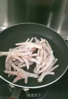 Make Carrot chicken claws step 0