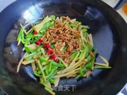 Make Pepper potatoes, fried meat step 6