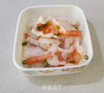 Make Slicking shrimp soup step 5