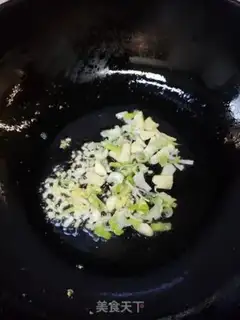 Make Tomato egg noodles step 2