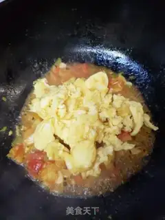 Make Tomato egg noodles step 4