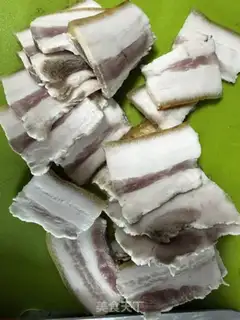 Make Crushed meat step 0