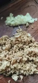 Make Roach-dried duck eggs step 2