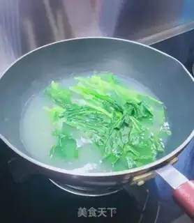 Make Sea cucumber egg noodles step 7
