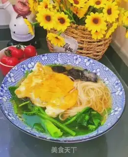 Make Sea cucumber egg noodles step 8