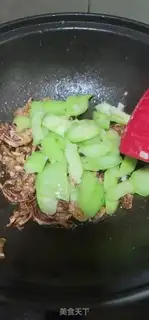 Make The squid has to fire the silk step 13