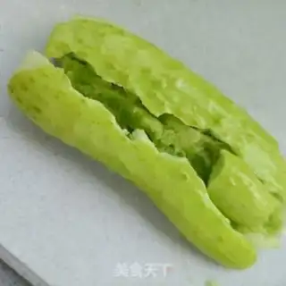 Make White jade cucumbers boiled eggs step 1