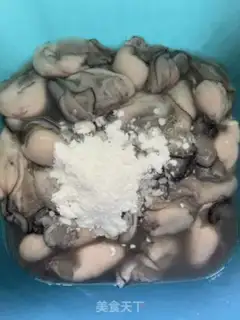 Make Seafood noodles step 1