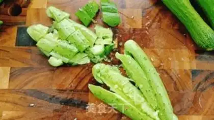 Make Pork ears, cucumbers step 0