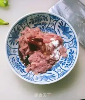 Make Spicy potato fried meat step 1