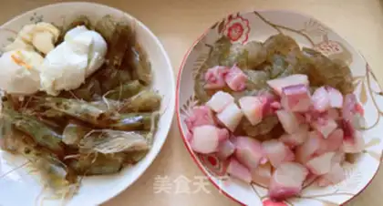 Make Gold and sand seafood tofu soup step 0